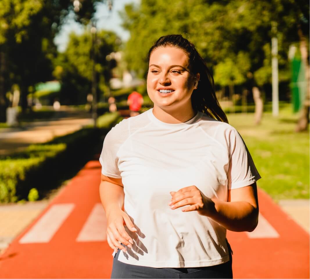 fat-athlete-running-jogging-losing-weight-burning-2023-11-27-05-28-19-utc (1)